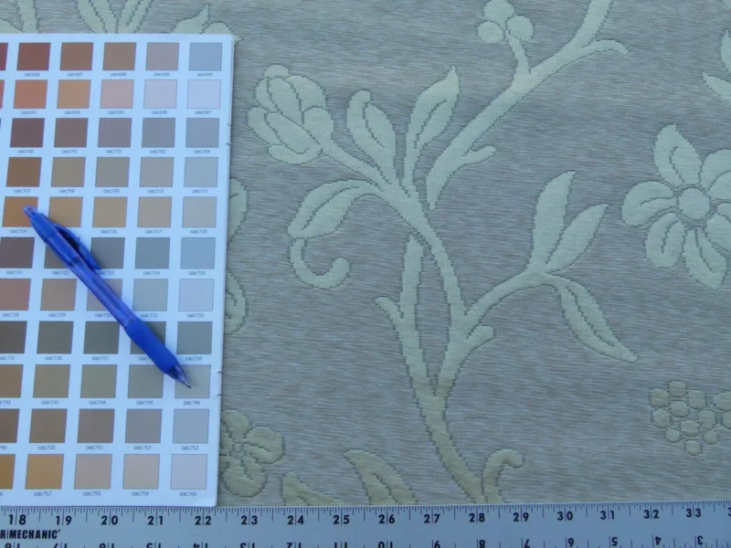 Scalamandre Old World Weavers Romantic Sapporo Cream Fennel Green  Gold Silk Linen Lampas MSRP USD 516/y Superb Weight! Vine