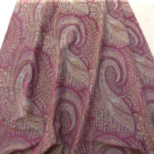 P1040272 Scalamandre Northwood Hall Cordovan Paisley Damask Red Pink Rose Old World Weavers Woven Paisley MSRP USD 220/Y