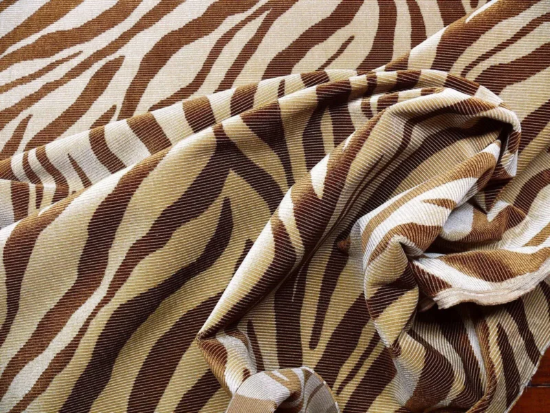 P1660347 Beacon Hill Mumbai Silk Vevet Copper Zebra Tiger Brown Gold Animal Skin Heavy MSRP USD 663.76/y