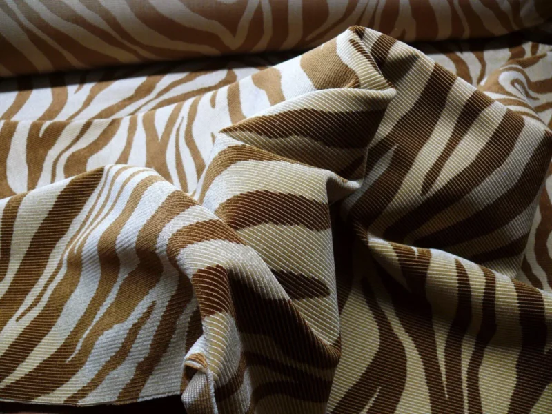 P1660355 Beacon Hill Mumbai Silk Vevet Copper Zebra Tiger Brown Gold Animal Skin Heavy MSRP USD 663.76/y