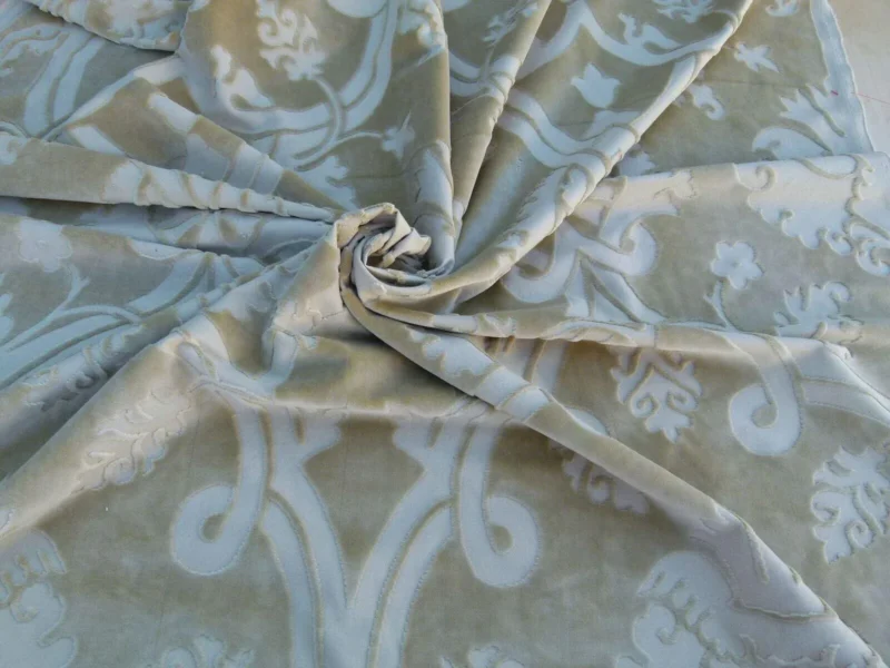 P1040615 0.5y Scalamandre Fonthill Velours Savoie Beige Cut Velvet 100% Cotton Old World Weavers MSRP USD 304/Y