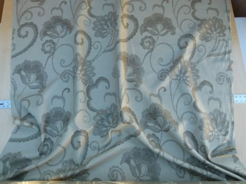 P1040965 Scalamandre Slovenia Grey Watkins Taupe Big Flower Chenille Heavy! Old World Weavers MSRP USD 290/Y