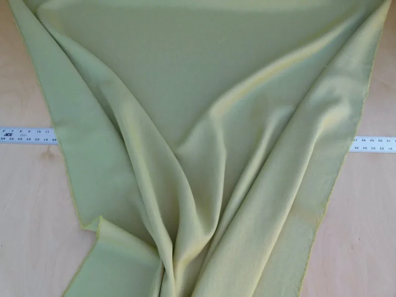 Scalamandre Isi Verdegiallo Chiaro Light Green 100% Linen MSRP USD 138/yd Old World Weavers