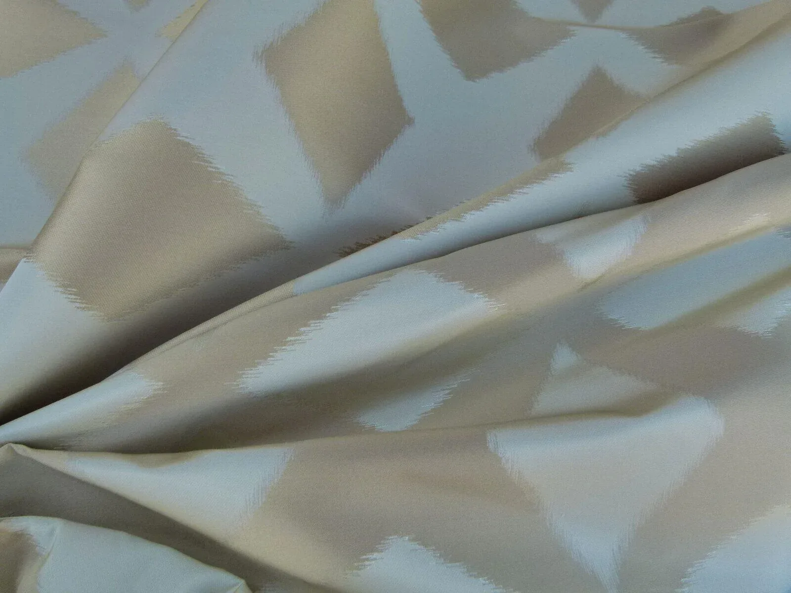 P1050990 " Scalamandre Chanticleer Terracotta Rooster Chicken French Country Toile Red White MSRP USD 200+/Y