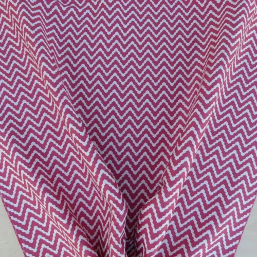 P1060108 Scalamandre Chantico Chevron Lattice Flamingo Pink White Linen Cotton Woven Old World Weavers Chevron MSRP USD 198/Y