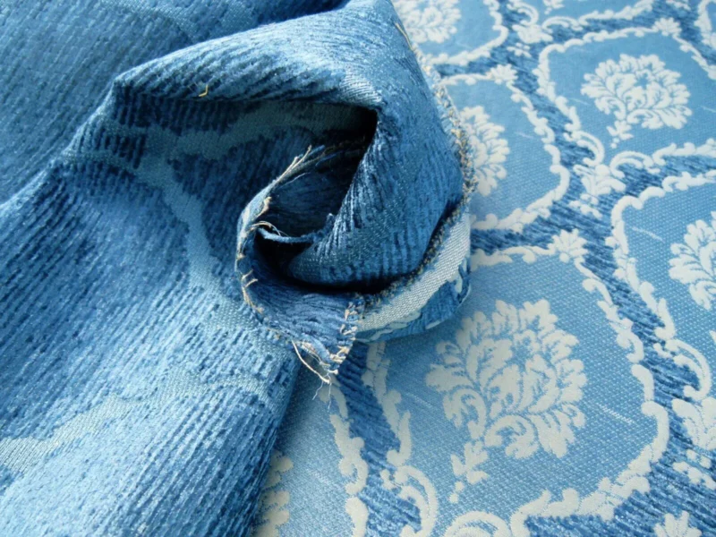 P1060200 Scalamandre Ecussons Blue Classic Medallion Renaissance Damask Woven MSRP USD 410/Y