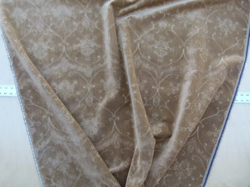 P1090547 Scalamandre Pennsbury Caramel Warm Brown Cut Linen Velvet Renaissance MSRP USD 504/Y