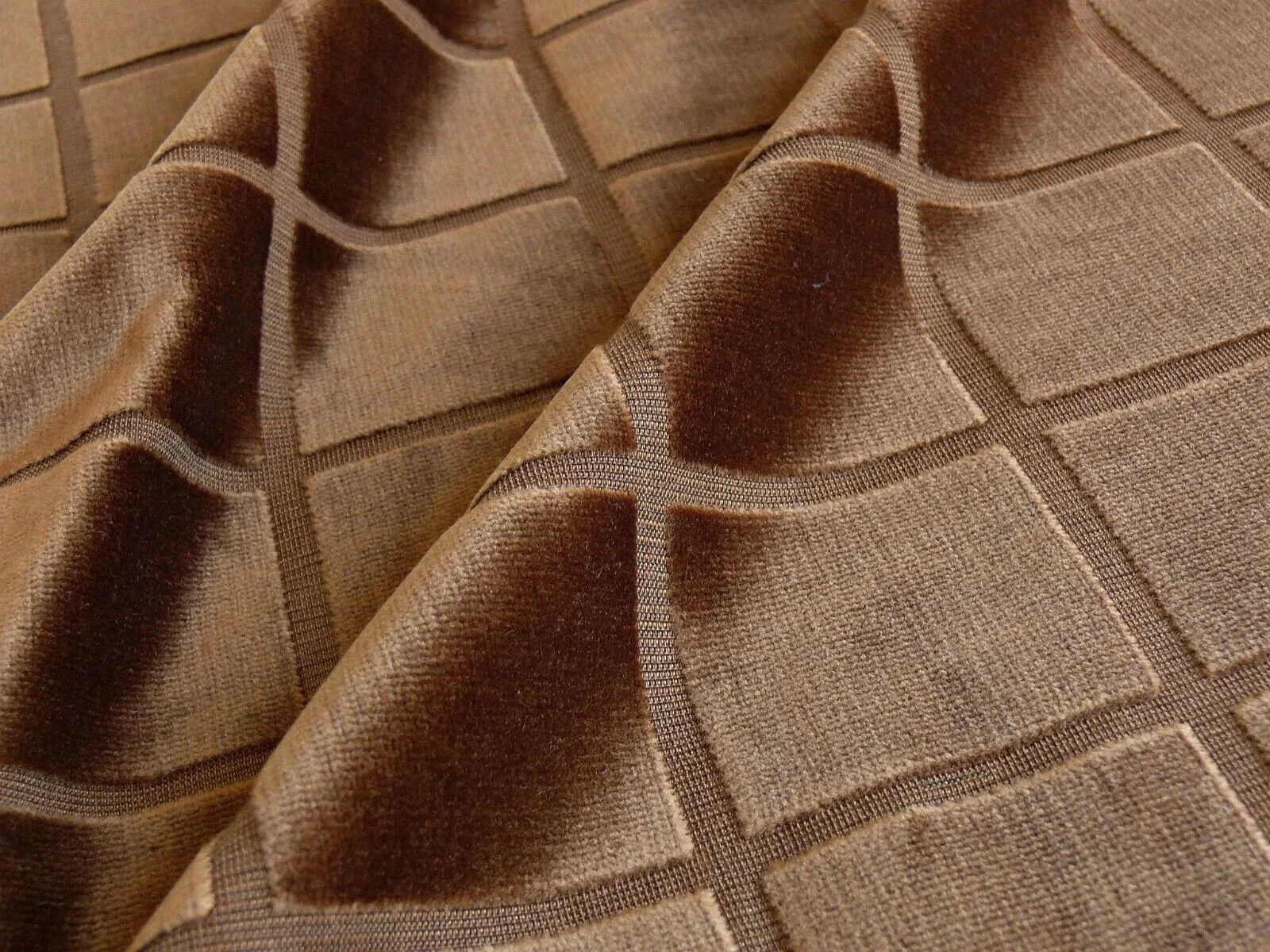 s-l1600 - 2022-06-22T112524.198 6Y Pindler & Pindler Small Animal Pattern Chenille Mocha Brown White Posh #806