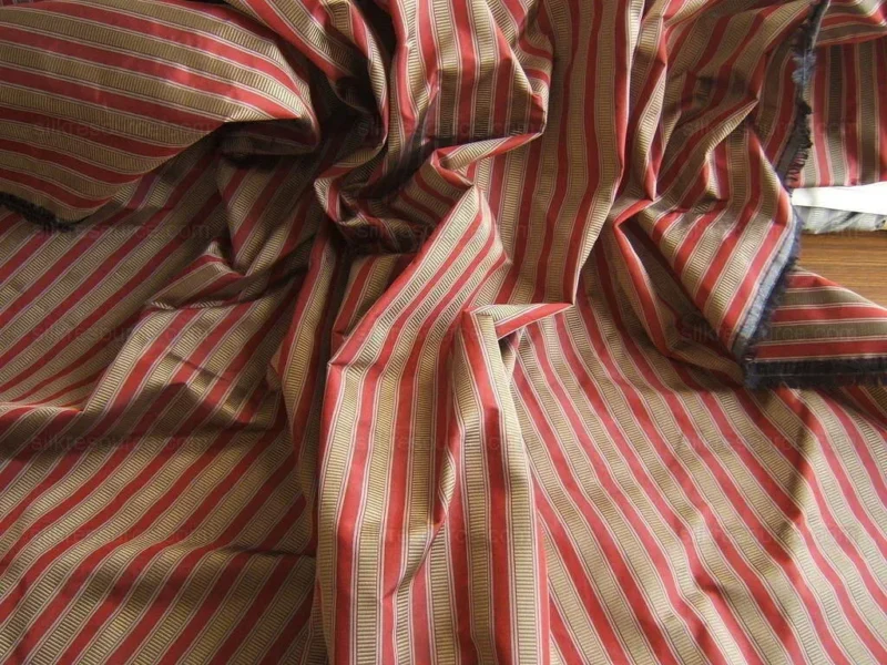 2.6Y Scalamandre 100% silk Shirred Stripe Persimmon Red Bronze Luxurious Timeless MSRP USD 363/Y minor defects