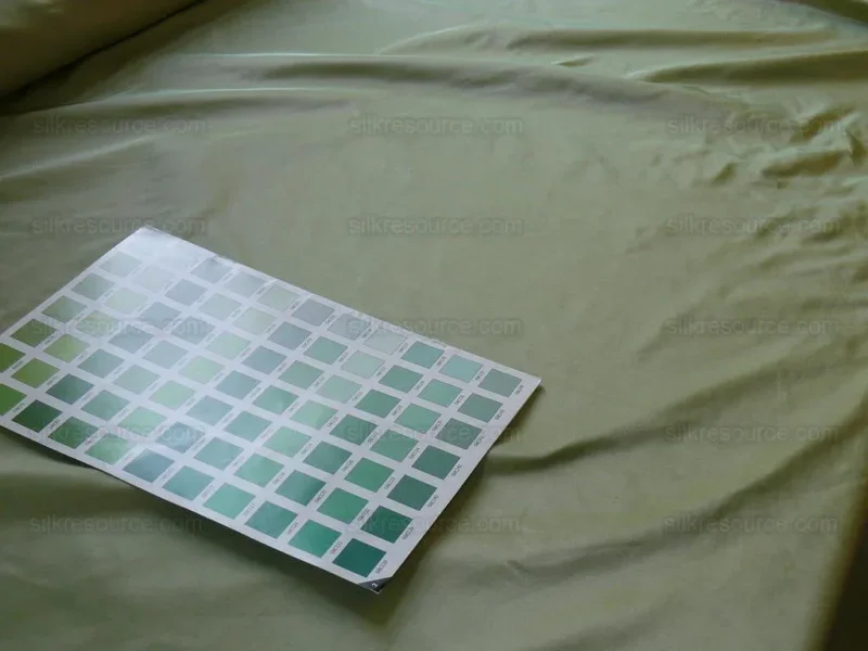 1.6y Hiend 100%silk Taffeta "mint" Fresh Green Wpink