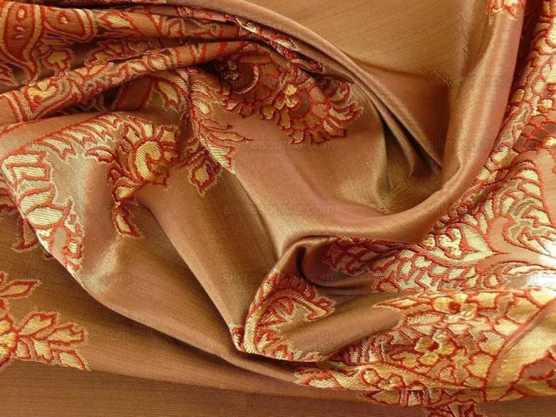 P1170956 100% Silk Lampas Magnolia "bittersweet Night" Pink