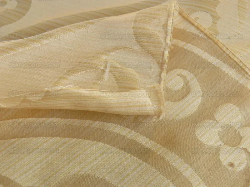 P1180824 100% Silk Damask Peony River - White Gold Ecru Cream