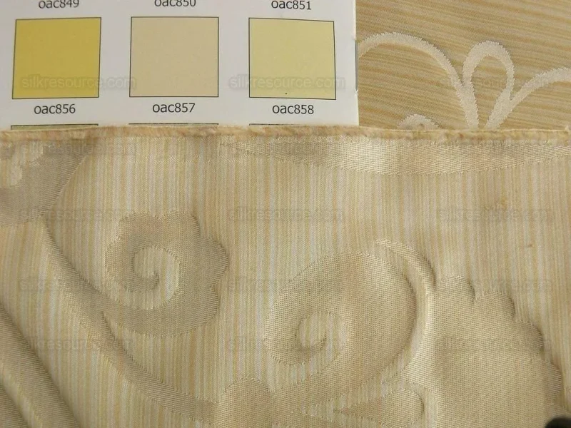 P1180825 100% Silk Damask Peony River - White Gold Ecru Cream