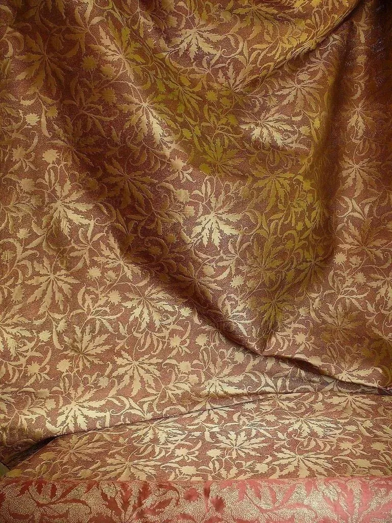 P1240217 by yard 100% Silk Jacquard Palm Japanese Maple Leaf Foliage Magic "redwood" Red Gold Brown