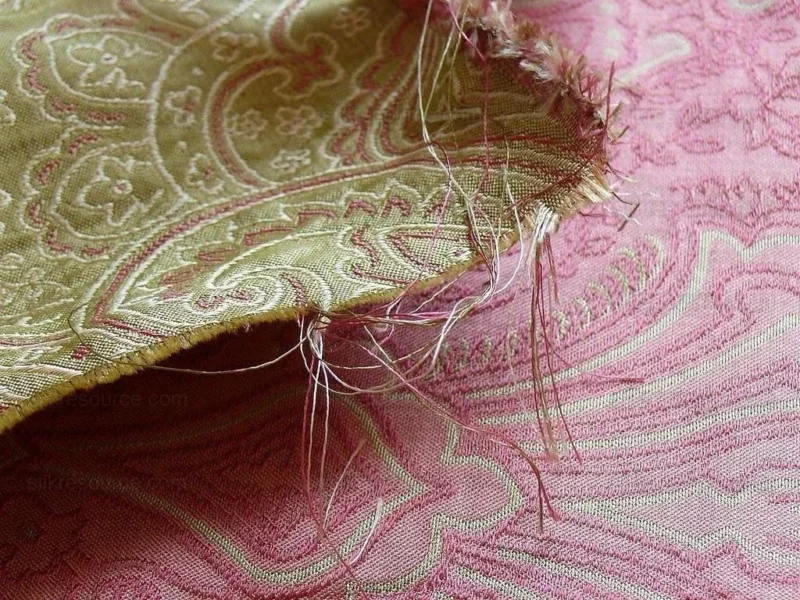 P1250401 by yard Levant 100% Silk Fine Line Damask Lampas Paisley "sprig" Pink Large Medallion Reversible