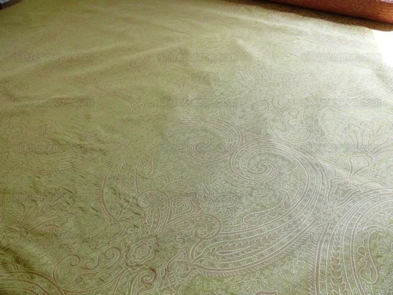 P1250403 by yard Levant 100% Silk Fine Line Damask Lampas Paisley "sprig" Pink Large Medallion Reversible