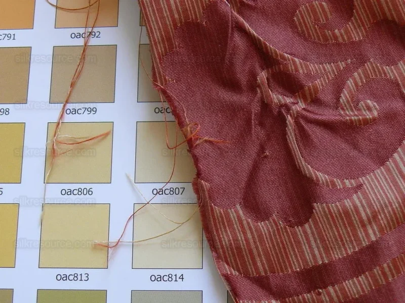 P1250788 100% Silk Damask Peony River - Spice Red