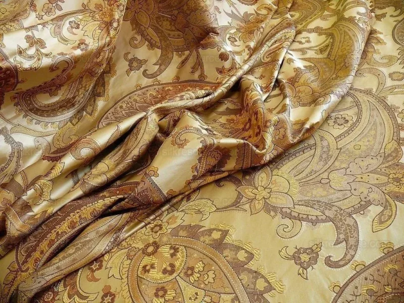 P1250828 By yard Pindler & Pindler Deandra "Raw Umber" Tan Beige 100% Silk Lampas Large Paisley MSRP USD 270/yard
