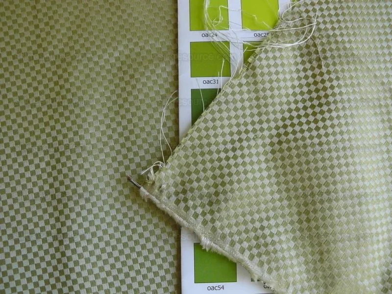 P1260070 High End 100% Silk Mini Check "arcadia" Green Heavy! MSRP USD275/Y