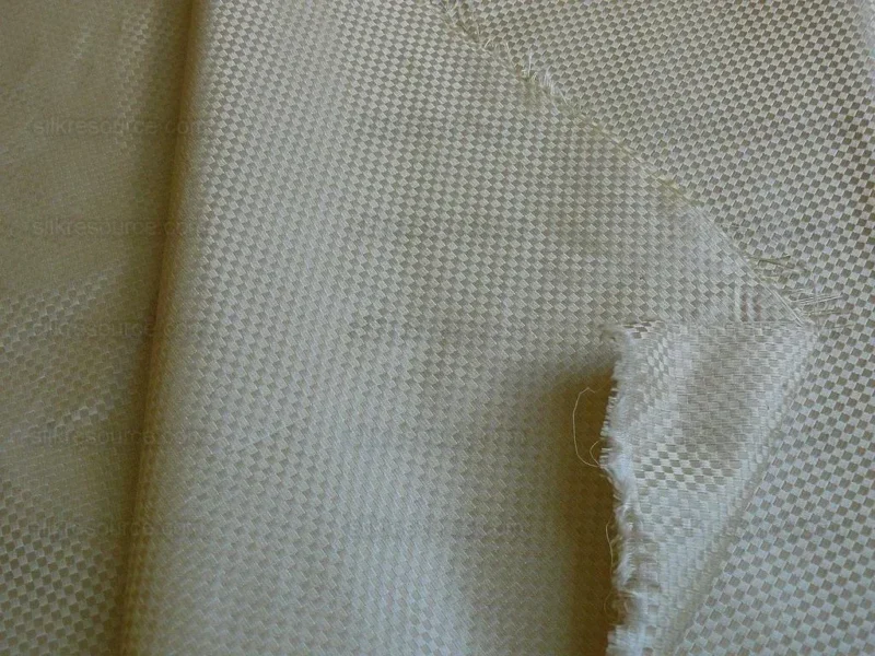 P1270599 High End 100% Silk Mini Check "flax" Gold Heavy! MSRP USD275/Y