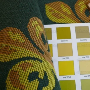 P1520124 Bty Scalamandre Epingle Fluer De Lys Hunter Green Gold Cotton