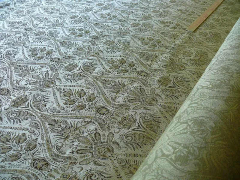 P1520872 Fabricut Federo 100% Silk Lampas Ren Medallion/artichoke- Gold