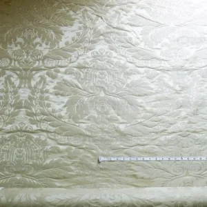 products-P1340154 Schumacher Italy Damask Classy Renaissance "ecru" Beige Cream