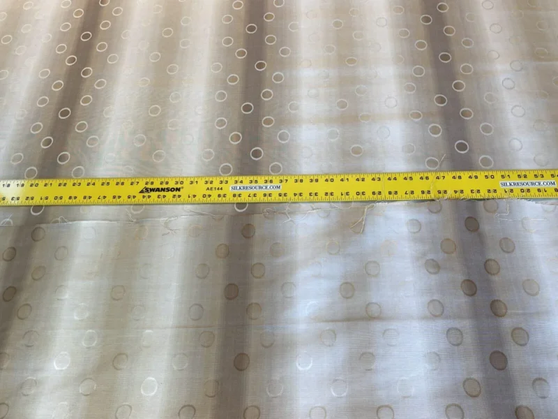 IMG_4915 Scalamandre Avinger Reversible Tan/oyster Silk Cotton Silver Grey Beige White Abstract Circle MSRP USD 200+/Y