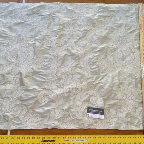 1 Boxz Scalamandre 0.9 Yards James Hare Pimlico Frost