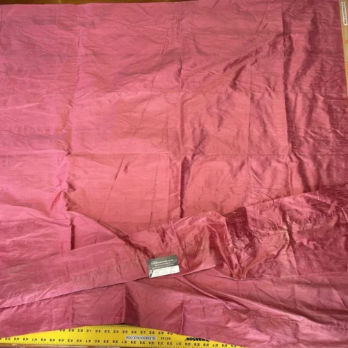 IMG_5810 14 Boxv Scalamandre Square Showroom Sample 2.2 Yard Silk dupioni Rose Red