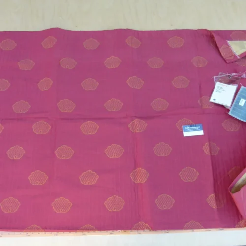 P1050609 8 Ev1 2y Scalamandre Colony Fan Faliero Red Gold Silk Linen Damask MSRP USD 300/Y