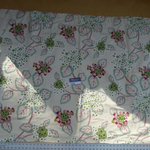 P1050728 25 Ev2 1.2y Scalamandre Miranda Red Green Floral Cotton Print Embroidery MSRP USD646/Yard