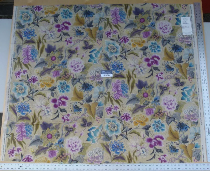 P1090076 10 Ev18 Scalamandre 1.2y Cottage Garden Purple Passion Exotic Flower Linen Blend Print