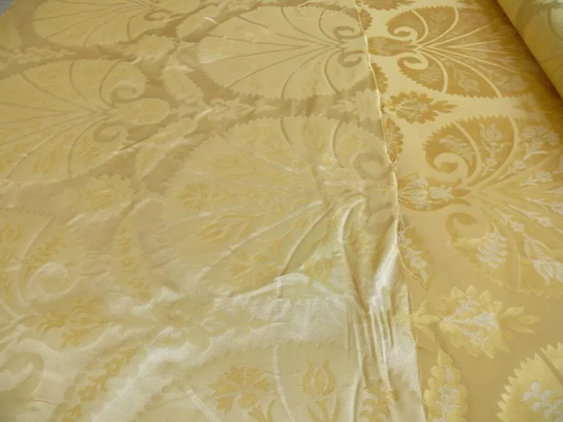 P1100220 100%silk Lampas Tulip Fan Damask 536 "flax" Off White Beige Gold Bty MSRP USD296/y!