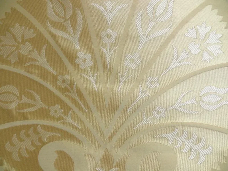 P1100226 100%silk Lampas Tulip Fan Damask 536 "flax" Off White Beige Gold Bty MSRP USD296/y!