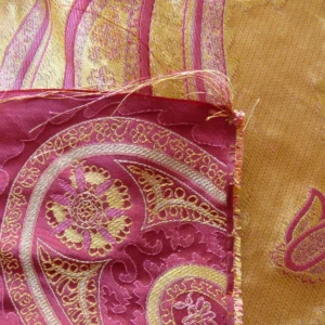 P1130239 BY Yard Stunning 100% Silk Lampas Jacquard Fire Flame Edged Paisley "lacquer" Gold Red