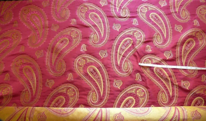 P1130245 BY Yard Stunning 100% Silk Lampas Jacquard Fire Flame Edged Paisley "lacquer" Gold Red
