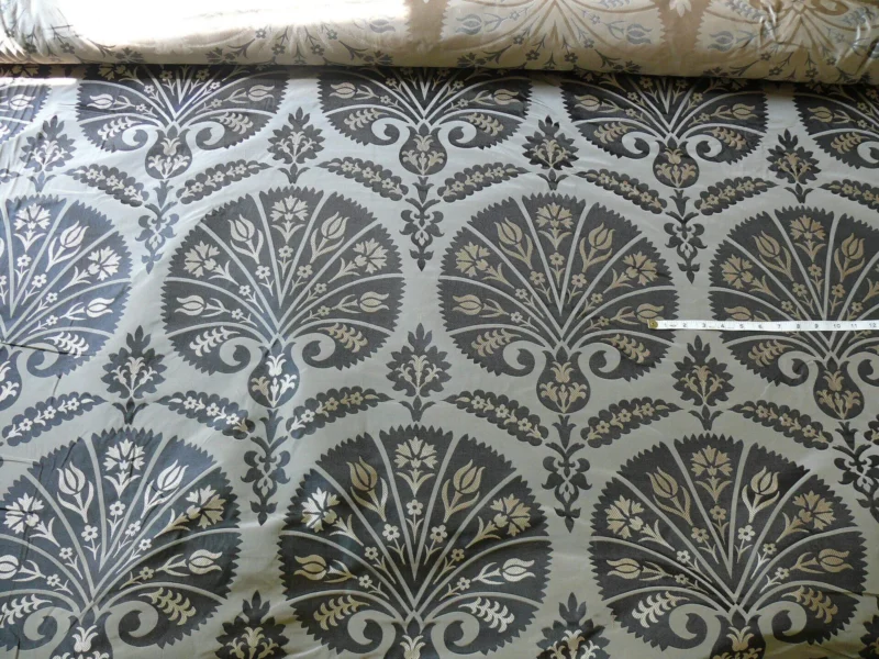 P1120888 100%silk Lampas Tulip Fan Damask 536 "smoke" Black Charcoal Silver Gold Bty MSRP USD296/y!