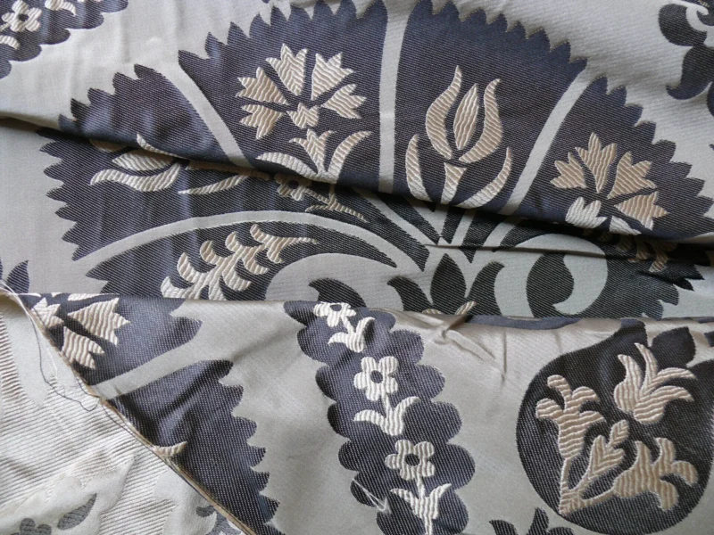 P1120894 100%silk Lampas Tulip Fan Damask 536 "smoke" Black Charcoal Silver Gold Bty MSRP USD296/y!