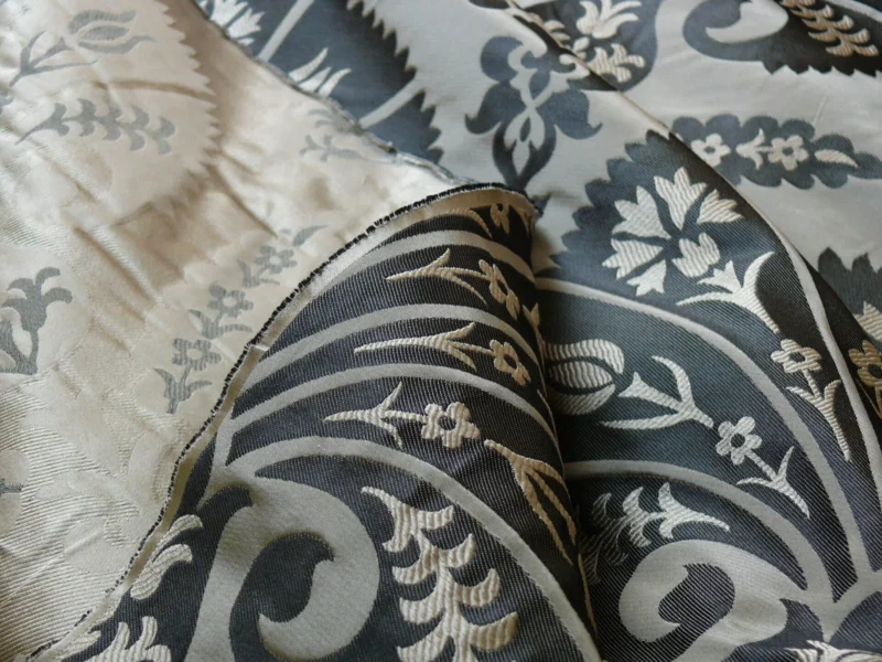 P1120895 100%silk Lampas Tulip Fan Damask 536 "smoke" Black Charcoal Silver Gold Bty MSRP USD296/y!