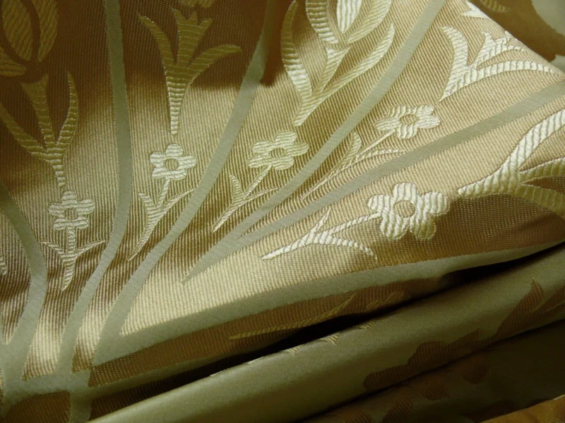 by yard 100%silk Lampas Tulip Fan Damask 536 "willow" Pale Green Silver Gold Bty MSRP USD296/y!