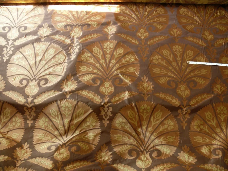 P1120915 100% Silk Lampas Tulip Faf Damask 536 "sumatra" Brown Charcoal Silver Gold Bty MSRP USD296/y!