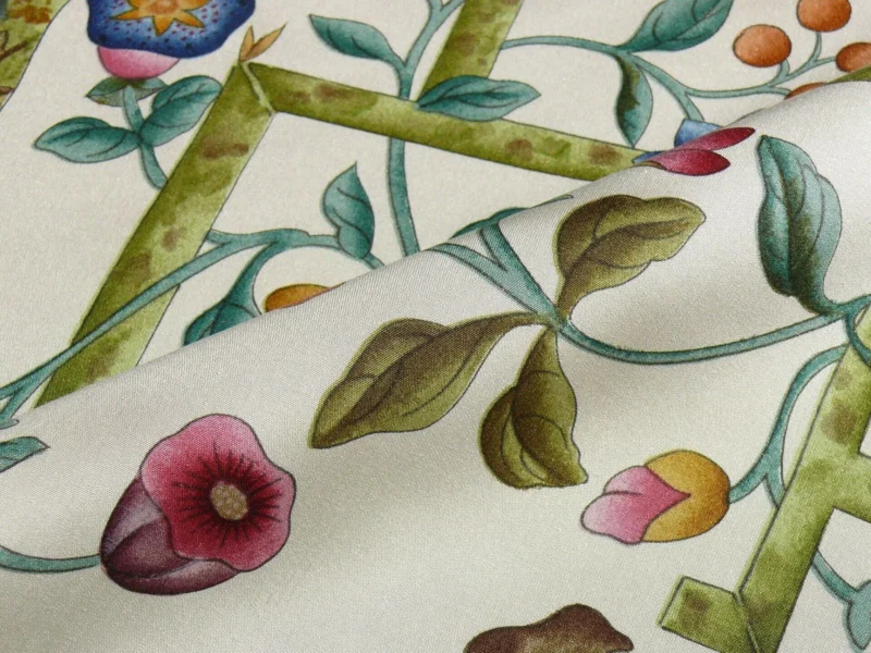 P1160903 Clarence House Coromandel Chinoiserie Hand Print Multi On Cream 1vr