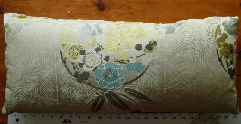 P1580012 PILLOW KRAVET IMPERIAL KIMONO 24X11" 100% SILK LAMPAS MSRP0/YD #1483