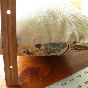 P1580015 PILLOW KRAVET IMPERIAL KIMONO 24X11" 100% SILK LAMPAS MSRP0/YD #1483