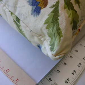 P1580605 SCALAMANDRE DESIGNER PILLOW 18x18" BIG! PRINTED LINEN FLORAL