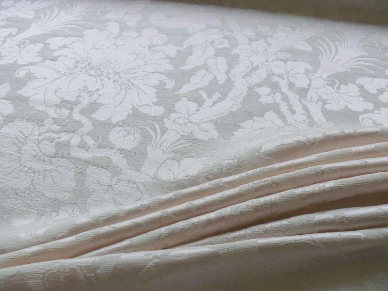 P1550968 Bty Ralph Lauren Clarissa Damask Camellia Pale Pink Peony Blossom MSRP USD 311/Yard