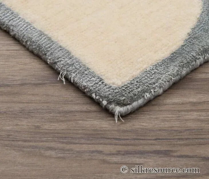Fort20Valley20Antique20White202.jpg Stark Fort Valley Antique White 3x5' Hand-knotted Wool Rug Blue Antique White Modern Medallion MSRP USD 741