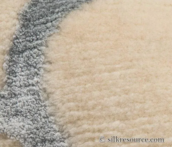 Fort20Valley20Antique20White204.jpg Stark Fort Valley Antique White 3x5' Hand-knotted Wool Rug Blue Antique White Modern Medallion MSRP USD 741