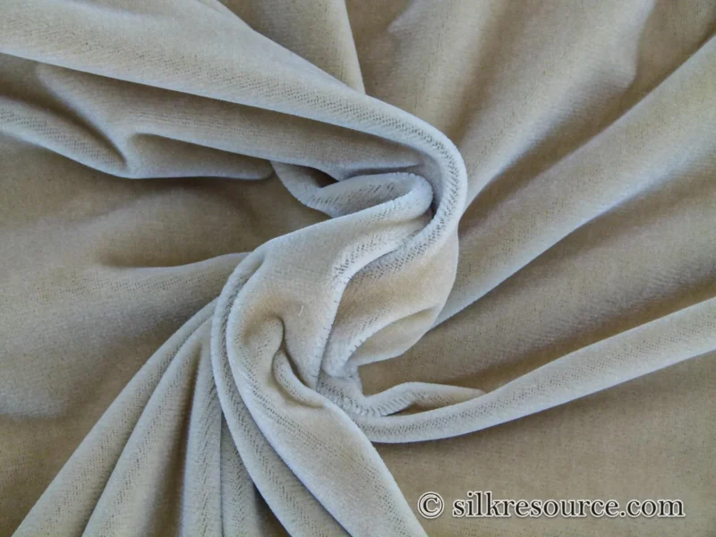 P1110228.jpg 0.8Y Scalamandre Folio Bisque Superb Silk Velvet With Cuddly Silk Pile Yet Durable! brown MSRP USD 566/y Minor defects